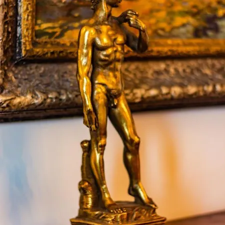Classic Style In The Center Of Appartement *