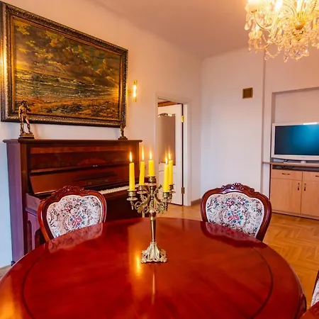 Appartement Classic Style In The Center Of