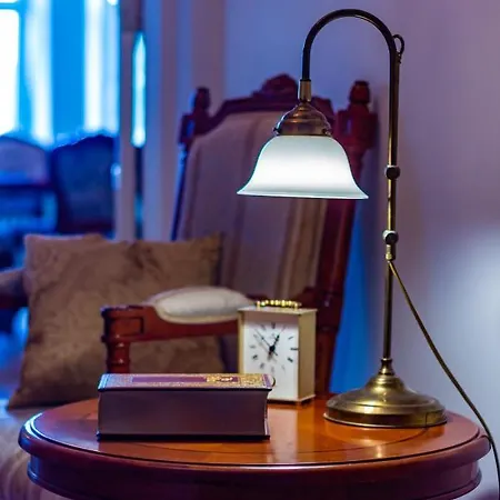 Classic Style In The Center Of Appartement Riga